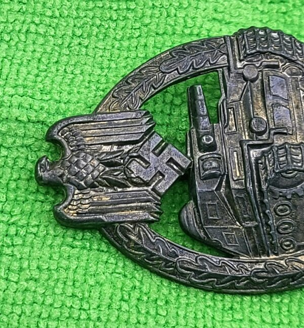 Panzer Assault Badge in Bronze – Paul Meybauer, Berlin - Image 7