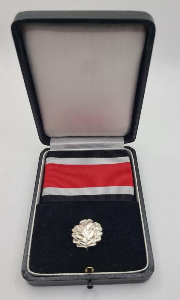 Original Cased 1957 Oak Leaves with Ribbon - German Knight's Cross - Image 10